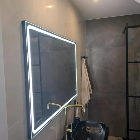 Apartment Big Sun Terrace Renovated 2-bedroom Luxury Duplex *