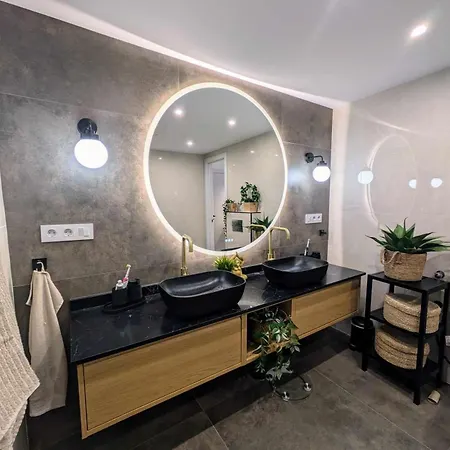 Apartment Big Sun Terrace Renovated 2-bedroom Luxury Duplex Mogan